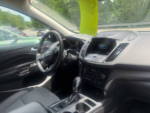 2019 Ford Escape SE
