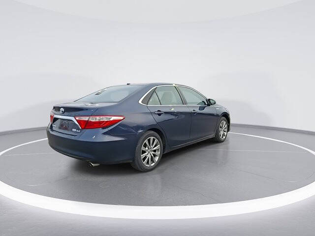 2016 Toyota Camry Hybrid XLE