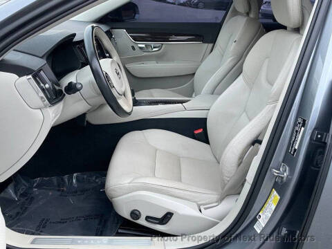 2018 Volvo S90 T5 Momentum