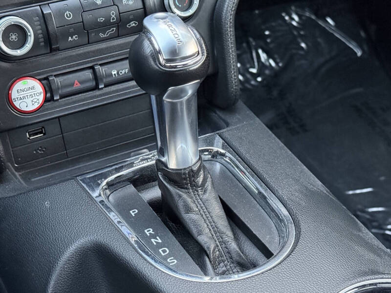 2015 Ford Mustang V6