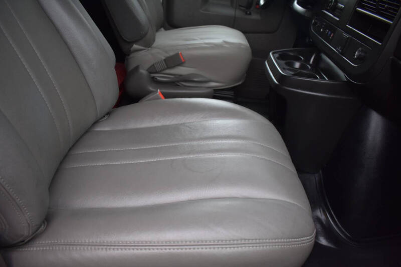 2021 GMC Savana 2500