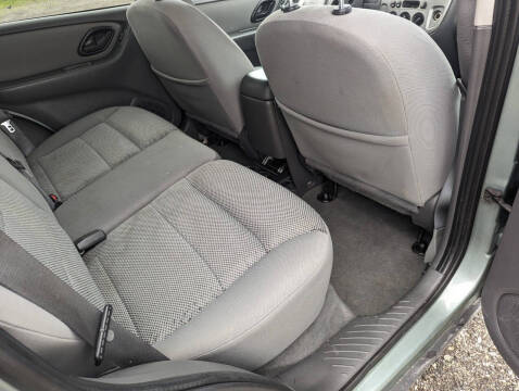 2005 Ford Escape XLT