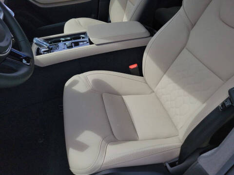 2026 Volvo XC90 B6 Plus 7P