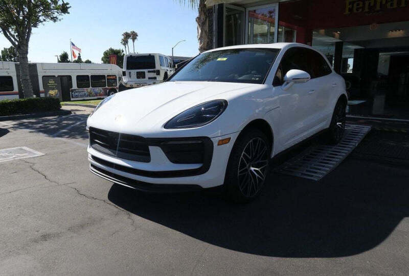 2023 Porsche Macan