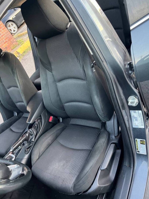 2015 Mazda MAZDA3 i Touring