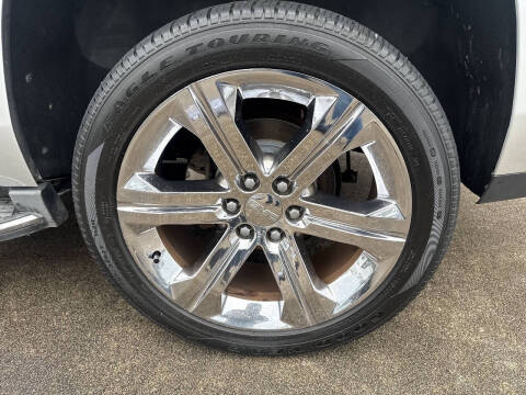 2017 GMC Yukon SLT