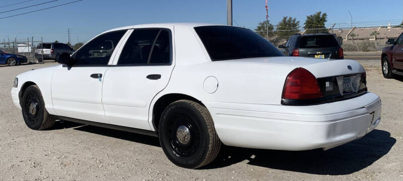 2004 Ford Crown Victoria Police Interceptor