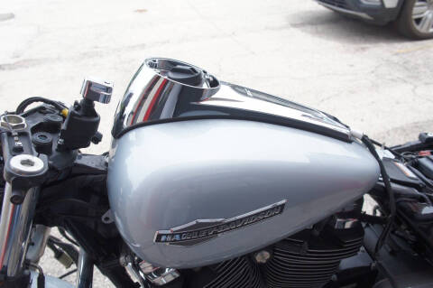 2023 Harley-Davidson Street Glide