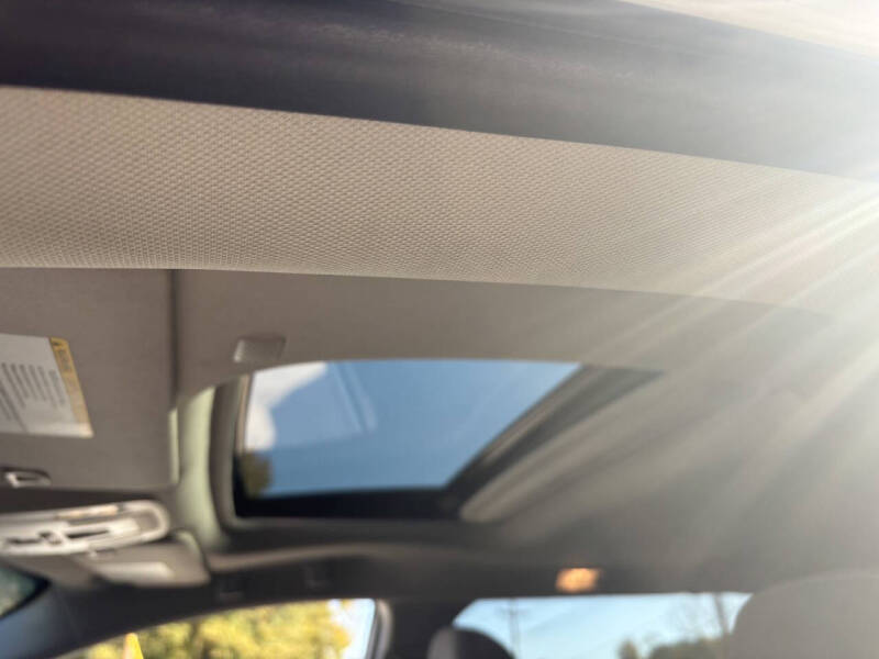 2022 Toyota Sienna LE 8-Passenger