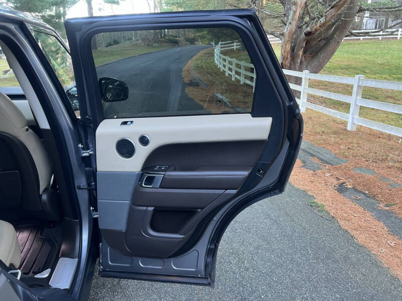 2020 Land Rover Range Rover Sport P400e HSE