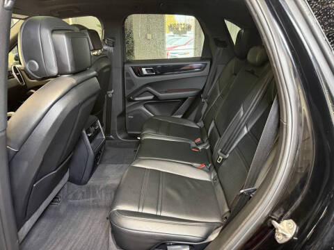 2020 Porsche Cayenne