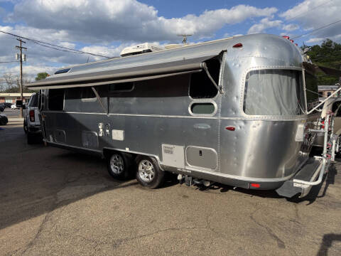 2016 Airstream 25FB