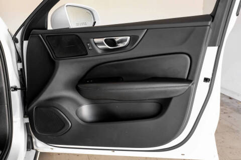 2020 Volvo S60 T5 Momentum