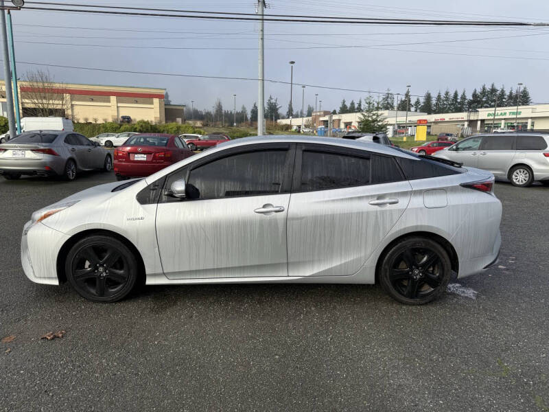 2016 Toyota Prius Three Touring