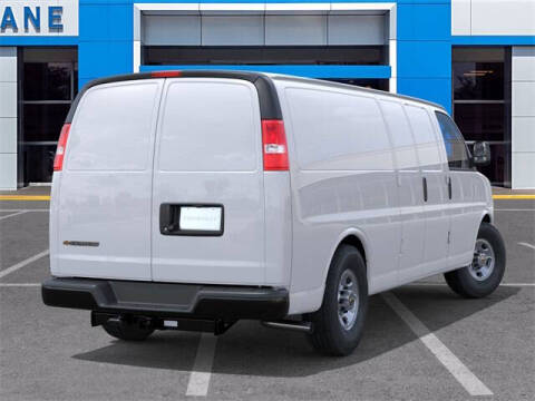 2024 Chevrolet Express 2500