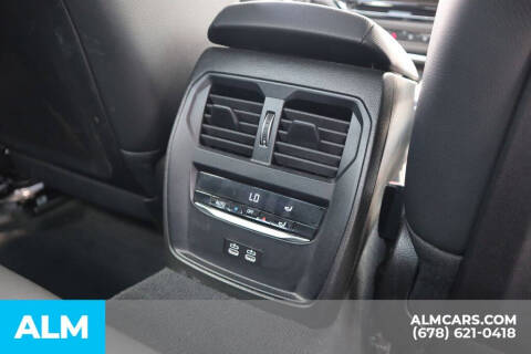 2025 BMW 3 Series 330i