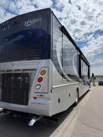 2019 Freightliner XCM Chassis