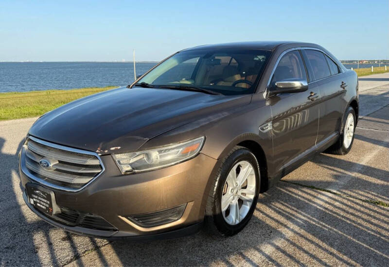 2015 Ford Taurus