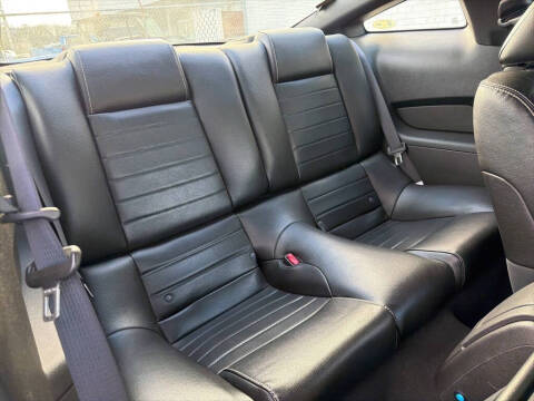 2010 Ford Mustang V6