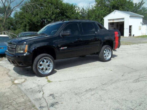 2007 Chevrolet Avalanche for sale at Town & Country Motors in Bourbonnais IL