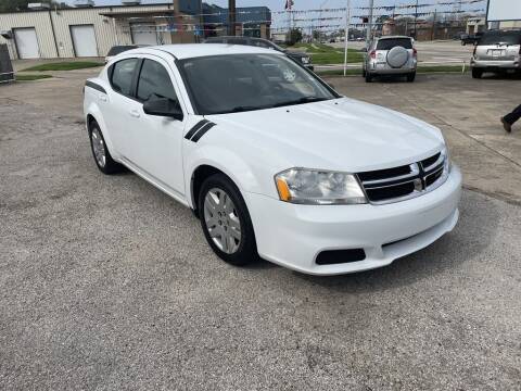 2014 Dodge Avenger for sale at AMERICAN AUTO COMPANY in Beaumont TX