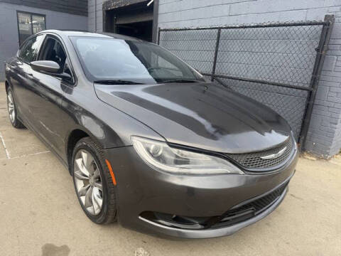 2016 Chrysler 200 S