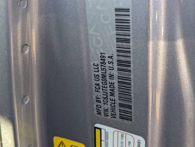 2021 Jeep Gladiator Mojave