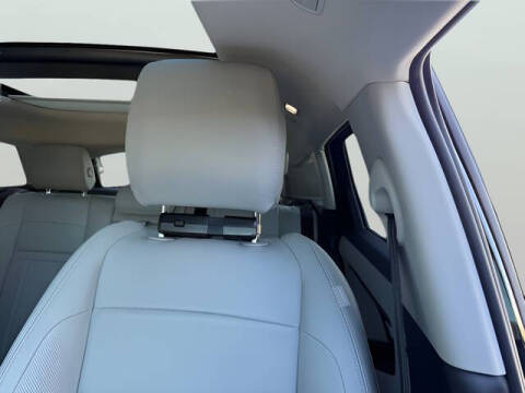 2025 Land Rover Range Rover Evoque P250 S