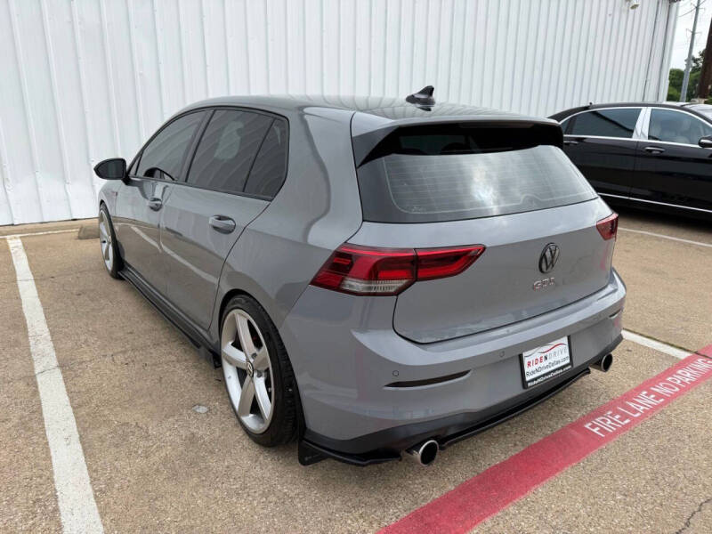 2022 Volkswagen Golf GTI SE
