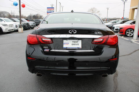 2018 Infiniti Q70L 3.7 Luxe