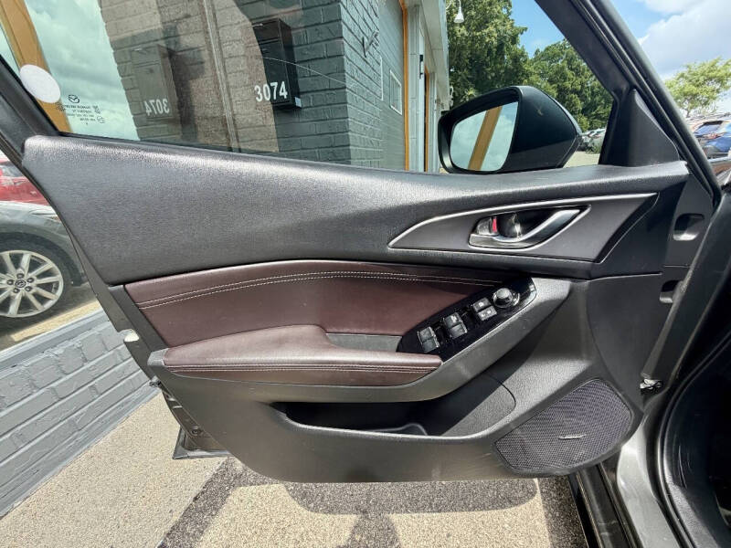 2017 Mazda MAZDA3 Grand Touring