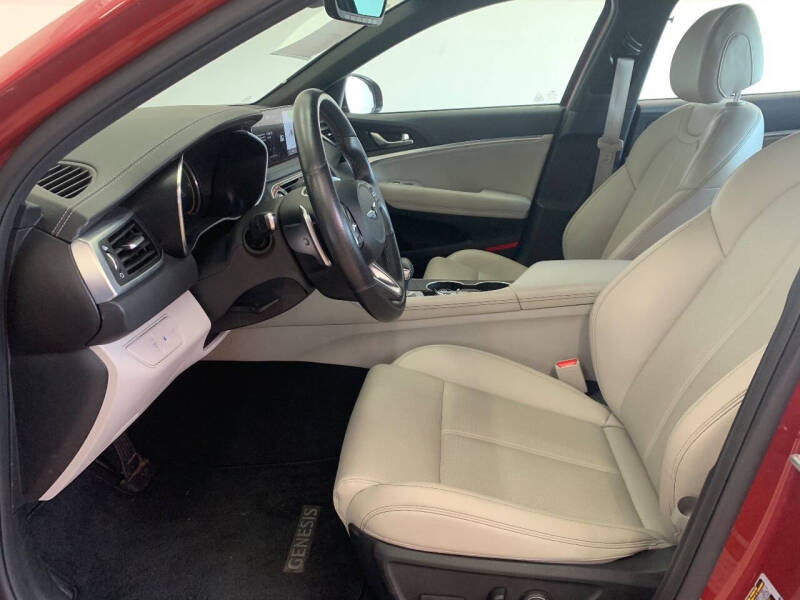 2023 Genesis G70 2.0T