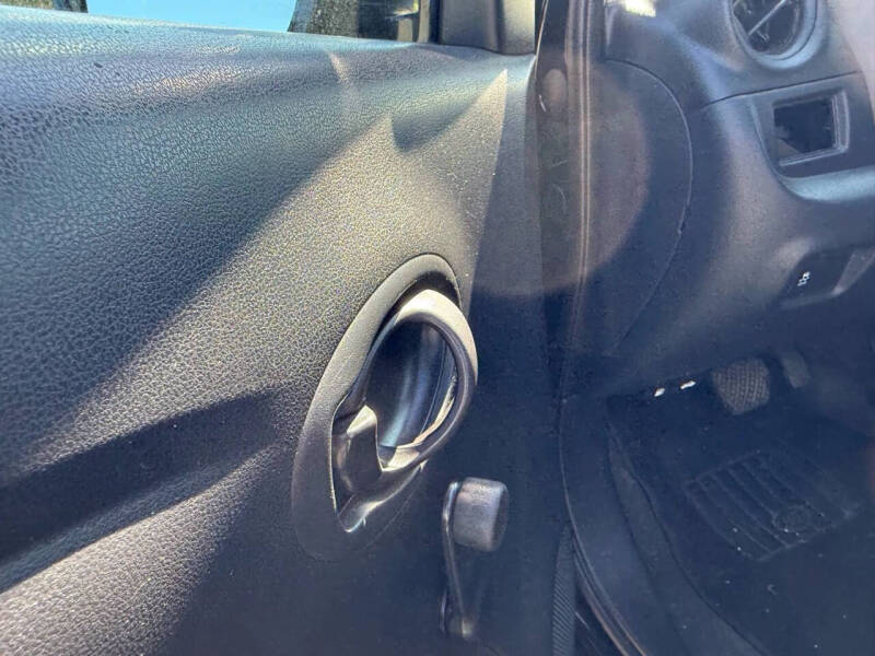 2017 Nissan Versa 1.6 S