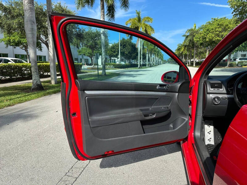 2008 Volkswagen R32