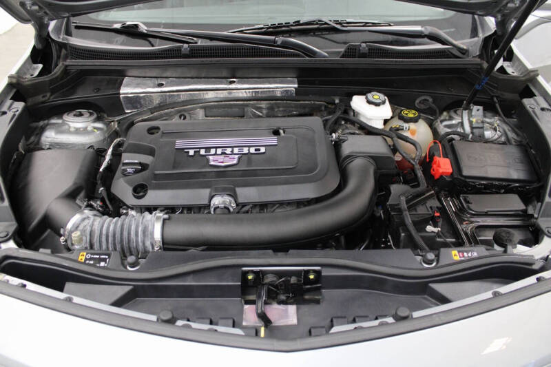 2023 Cadillac XT4 Premium Luxury