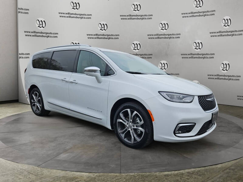 2024 Chrysler Pacifica Pinnacle