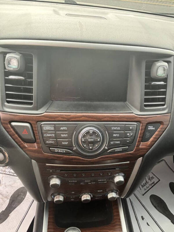 2017 Nissan Pathfinder S