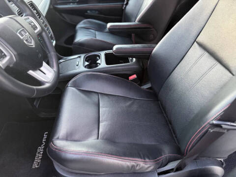 2014 Dodge Grand Caravan R/T