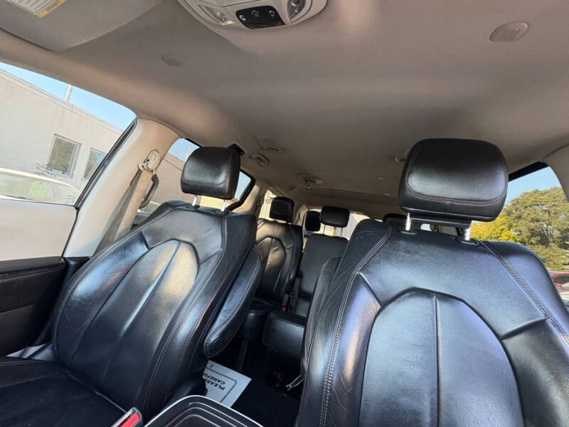 2017 Chrysler Pacifica