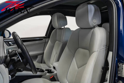 2022 Porsche Macan S