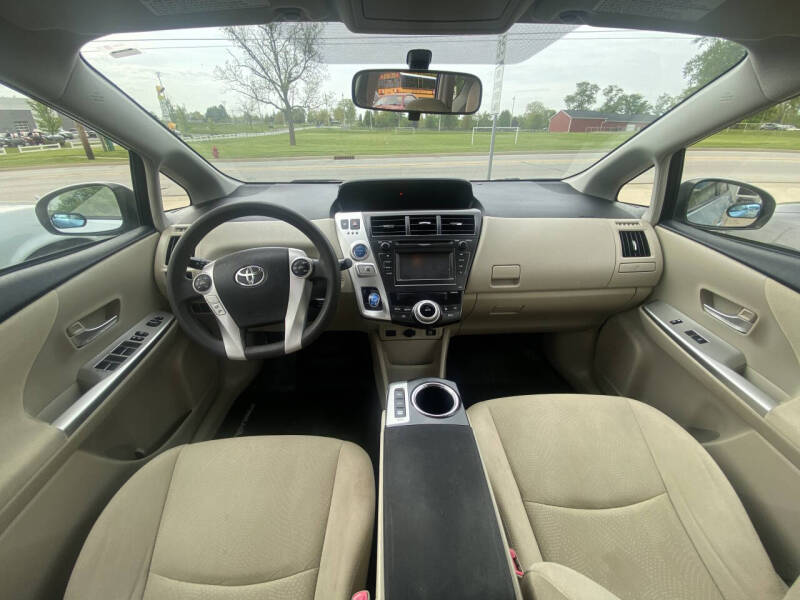 2014 Toyota Prius v