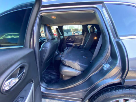 2018 Jeep Cherokee Latitude Plus