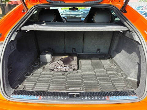 2022 Lamborghini Urus