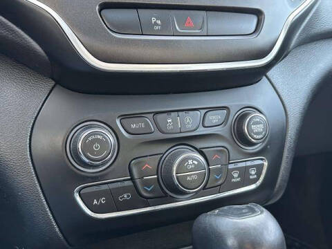 2019 Jeep Cherokee Trailhawk Elite