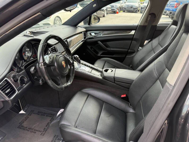 2013 Porsche Panamera 4S