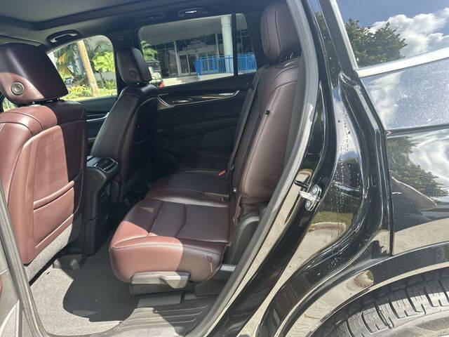2023 Cadillac XT6 Premium Luxury