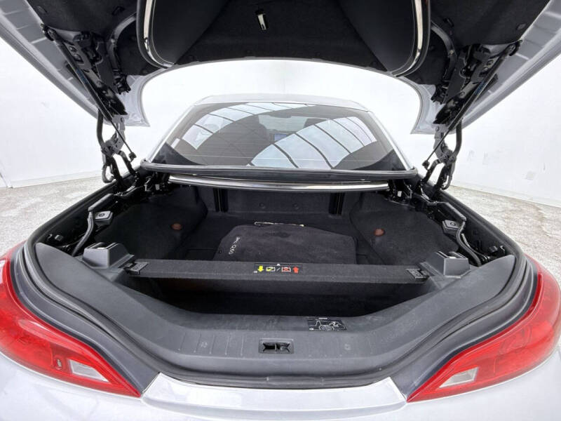 2015 Infiniti Q60 Convertible