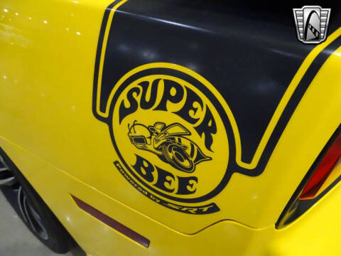 2012 Dodge Charger SRT8 Super Bee