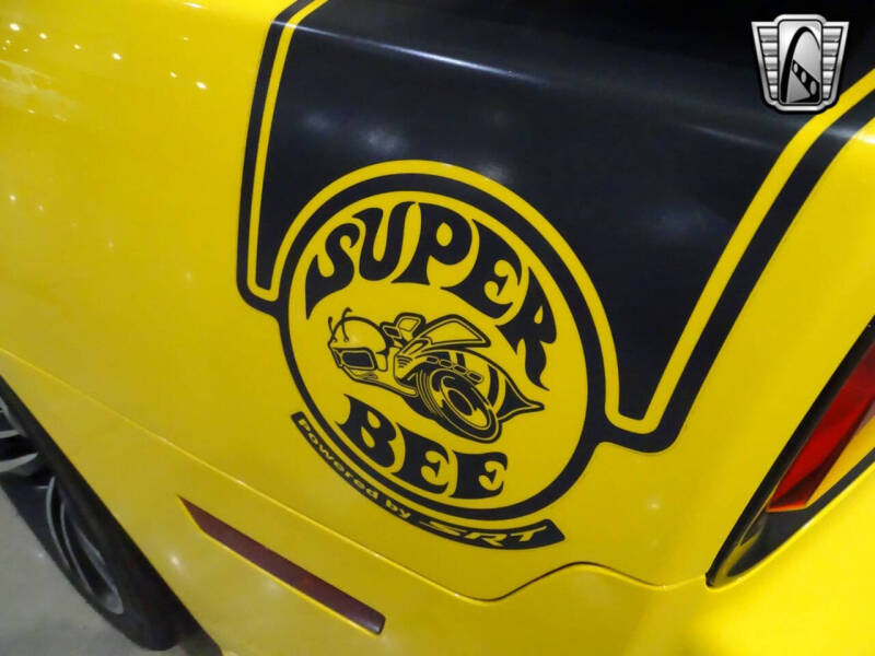 2012 Dodge Charger SRT8 Super Bee