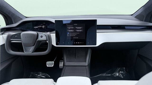 2022 Tesla Model X Plaid